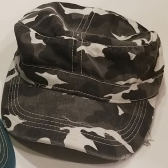 🌈🧢Hat - Picture 1 of 4